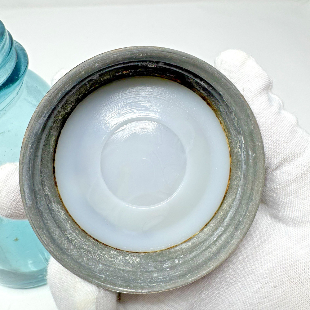 Ball "Perfect Mason" Quart Zinc Top w/Porcelain Liner 1910-1923 #4 Light Blue - Picture 13 of 16